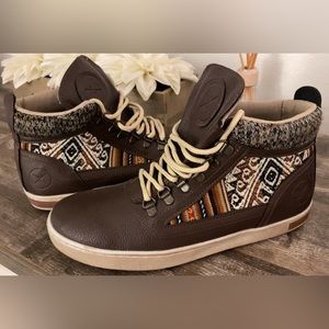 Inkkas Vegan Leather Camping Boot